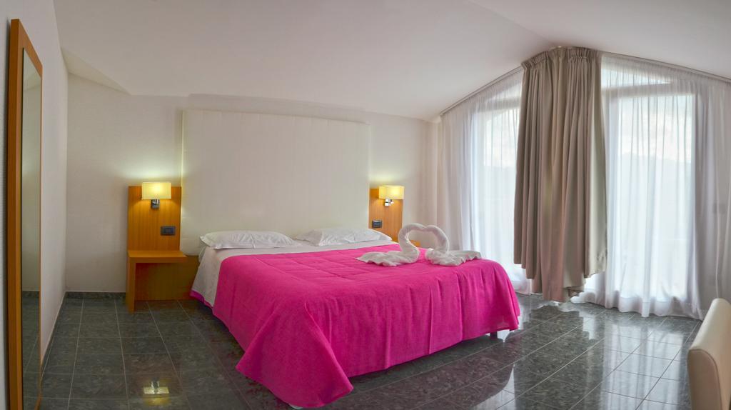 Vea Resort Hotel Mercato San Severino Værelse billede