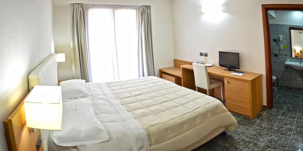 Vea Resort Hotel Mercato San Severino Værelse billede