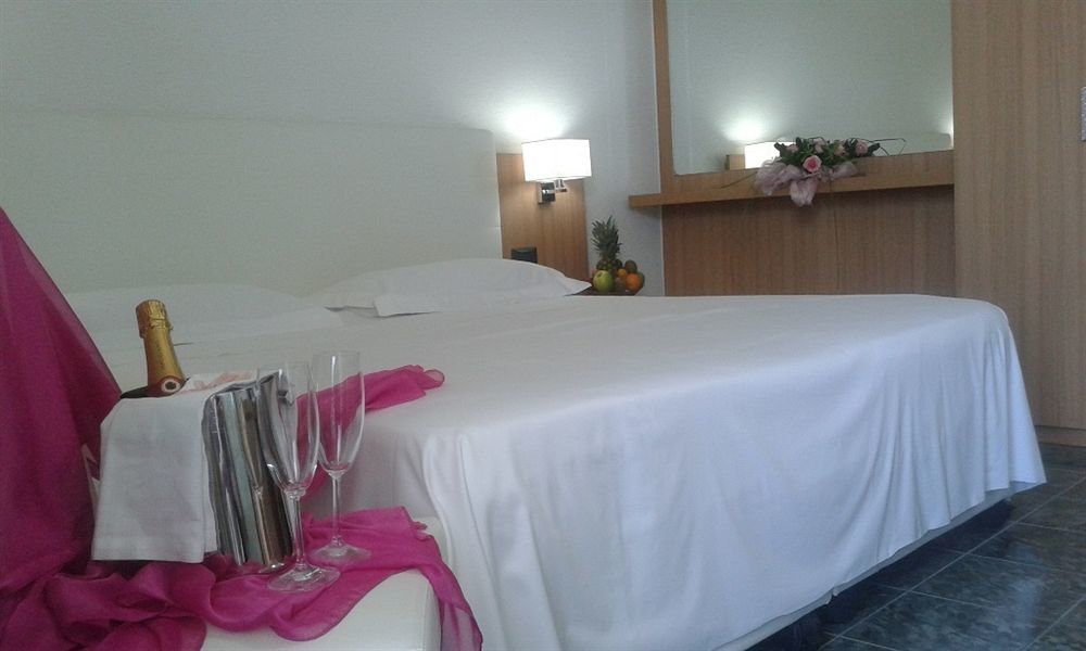 Vea Resort Hotel Mercato San Severino Eksteriør billede