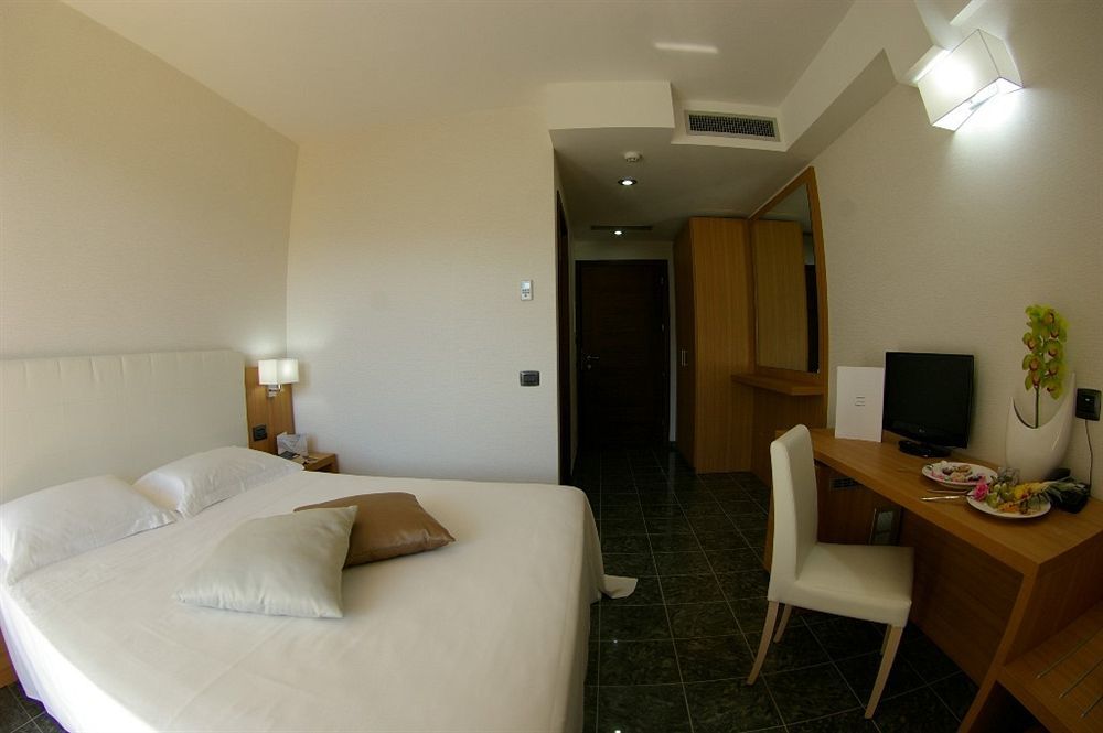 Vea Resort Hotel Mercato San Severino Eksteriør billede